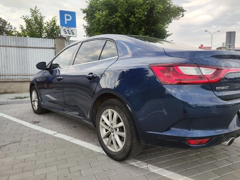 Renault Megane 2019 - 6