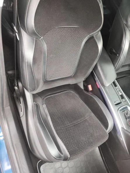 Renault Megane 2019 - 17