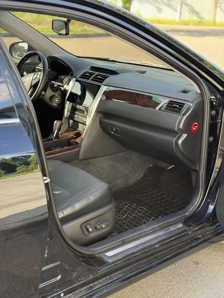 Toyota Camry 2015 - 16