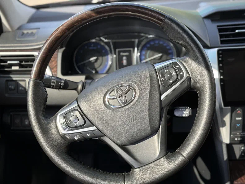 Toyota Camry 2015 - 23