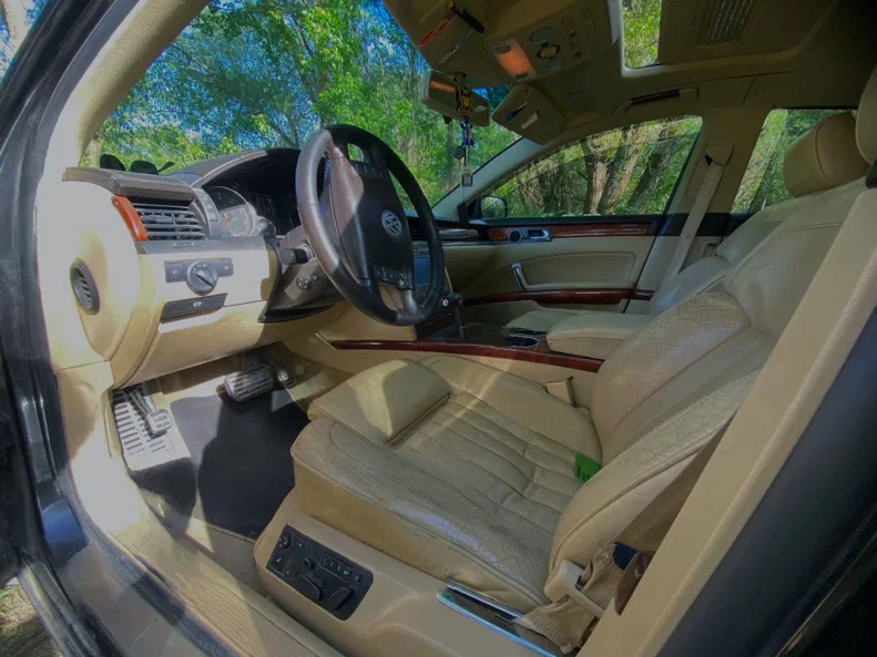 Volkswagen Phaeton 2004 - 2