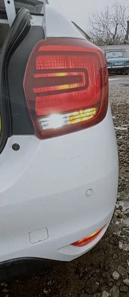 Renault Logan 2019 - 23