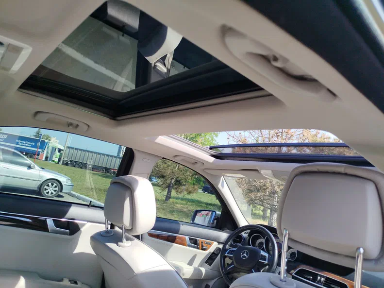 Mercedes-Benz C-Клас 2011 - 15