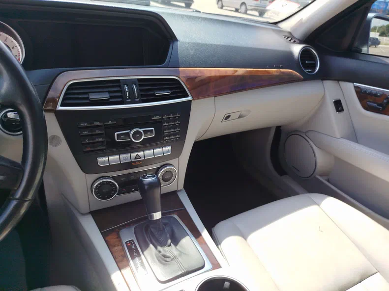 Mercedes-Benz C-Клас 2011 - 12