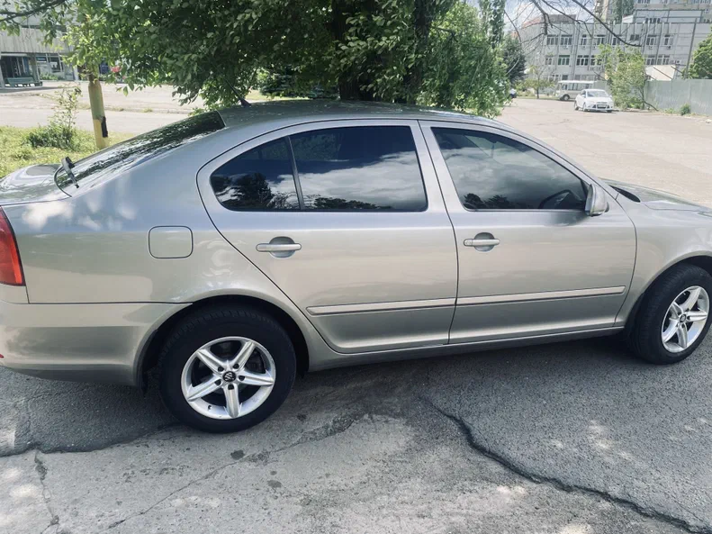 Skoda Octavia 2010 - 4