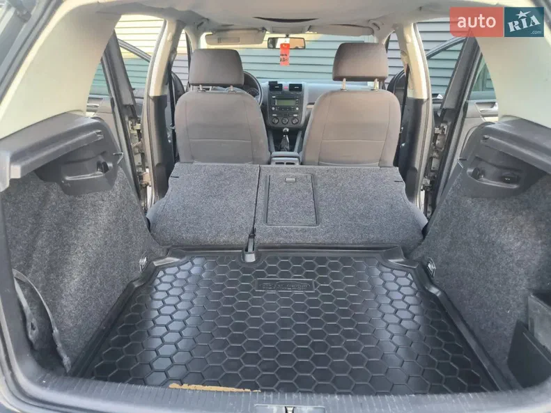 Volkswagen Golf 2005 - 8