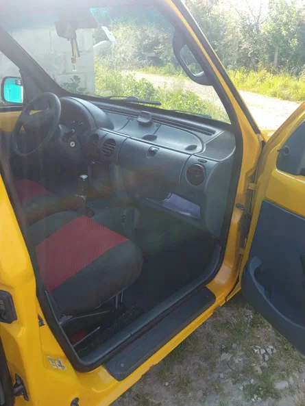 Renault Kangoo 2000 - 4