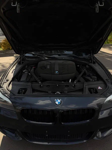 BMW 5 серія 2012 - 6