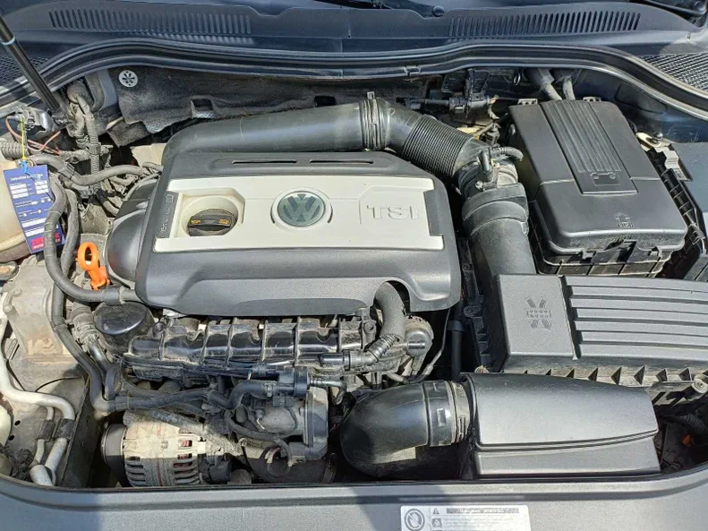 Volkswagen Passat CC 2010 - 1