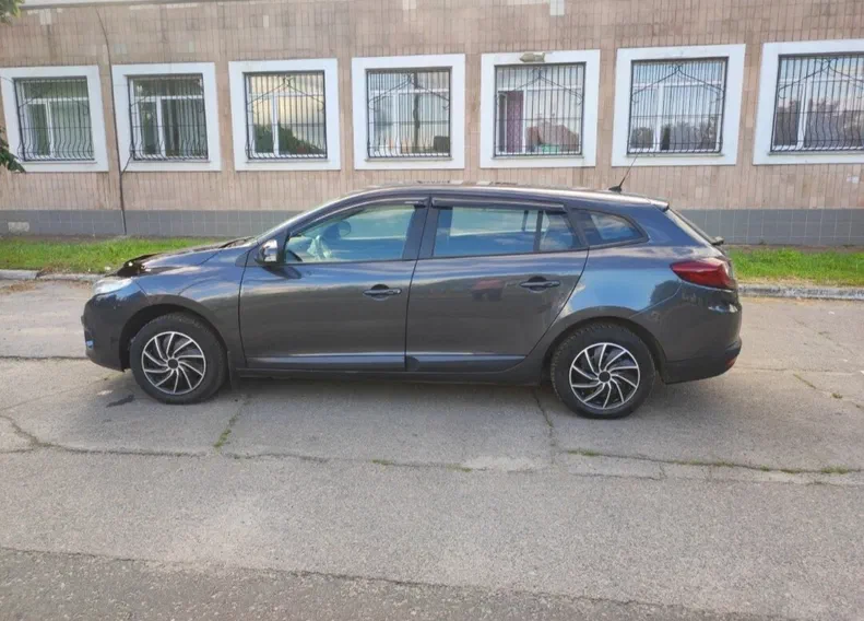 Renault Megane 2010 - 3