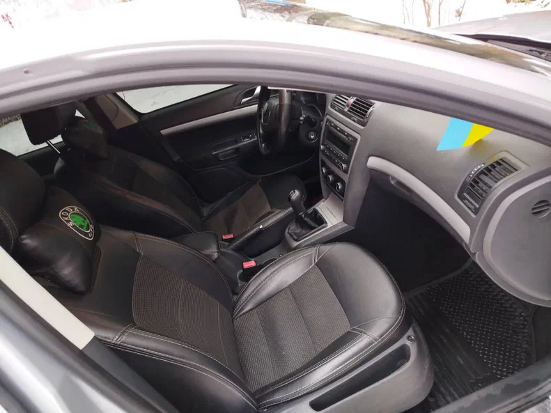 Skoda Octavia 2012 - 5