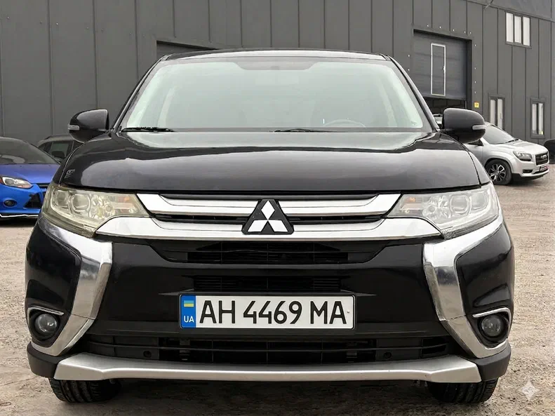 Mitsubishi Outlander 2017 - 1