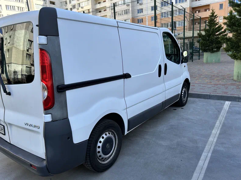 Opel Vivaro 2008 - 2