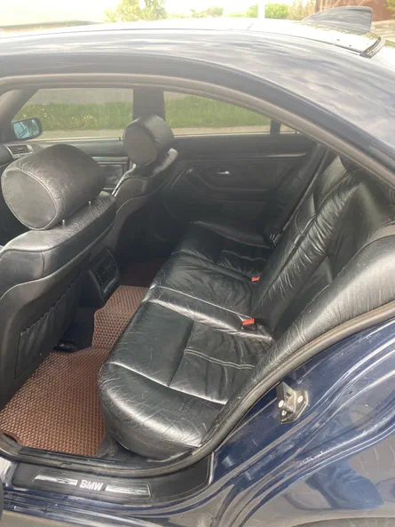BMW 5 серія 2001 - 9