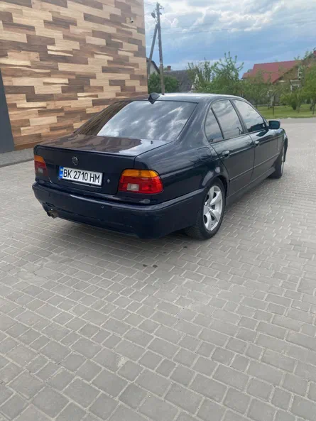 BMW 5 серія 2001 - 5