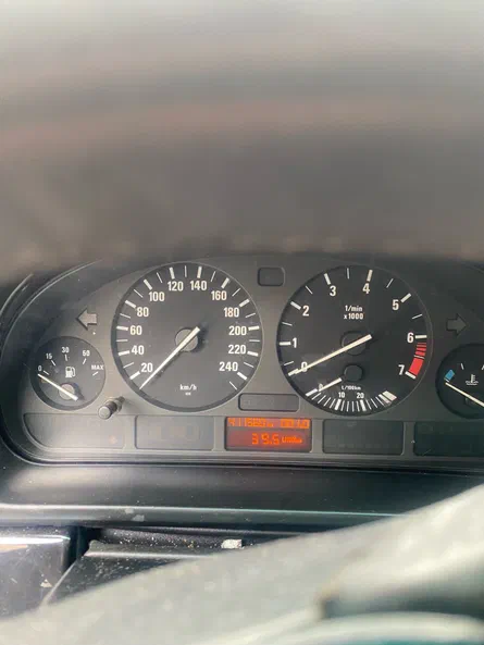 BMW 5 серія 2001 - 11