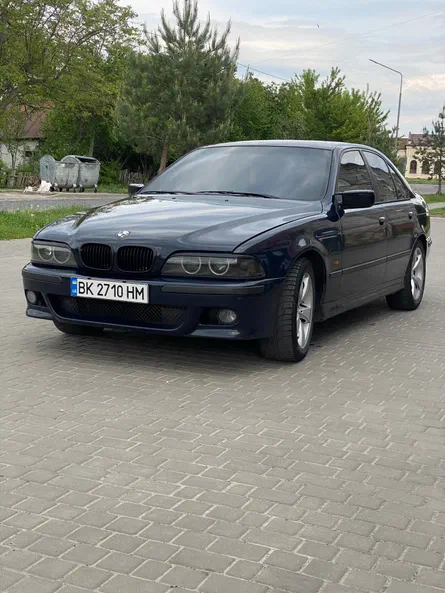 BMW 5 серія 2001 - 1