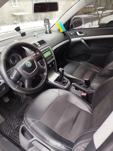 Skoda Octavia 2012 - 4