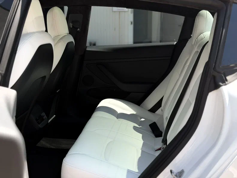 Tesla Model 3 2022 - 18