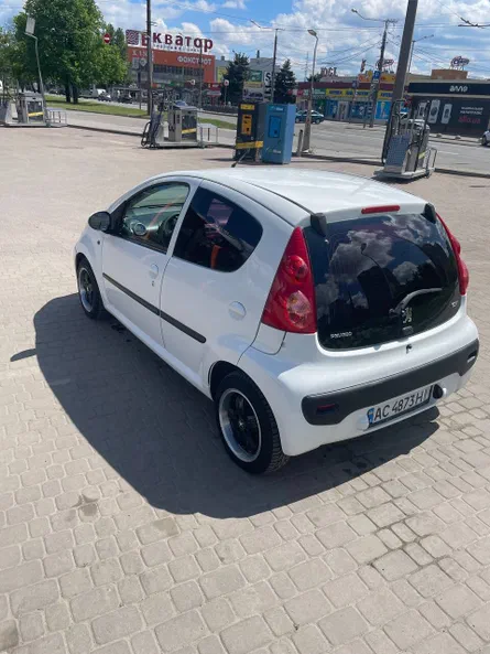 Peugeot 107 2009 - 2