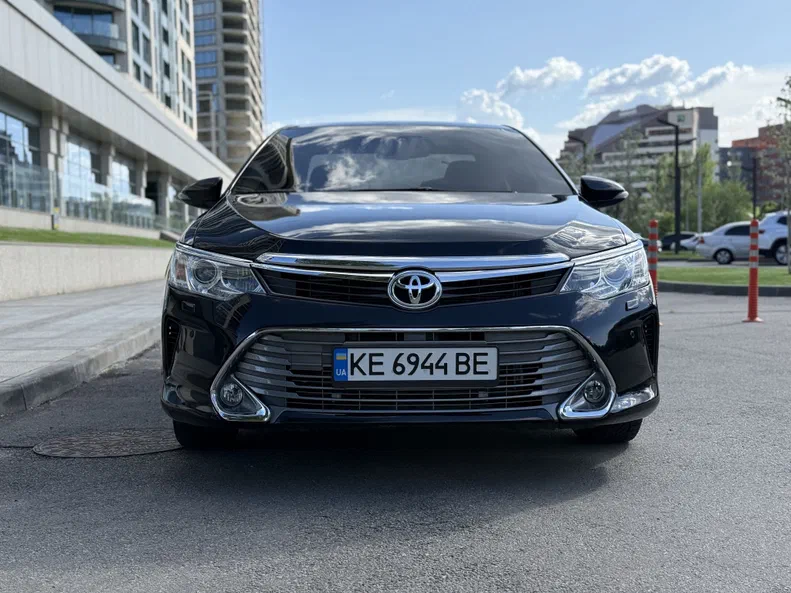 Toyota Camry 2015 - 5