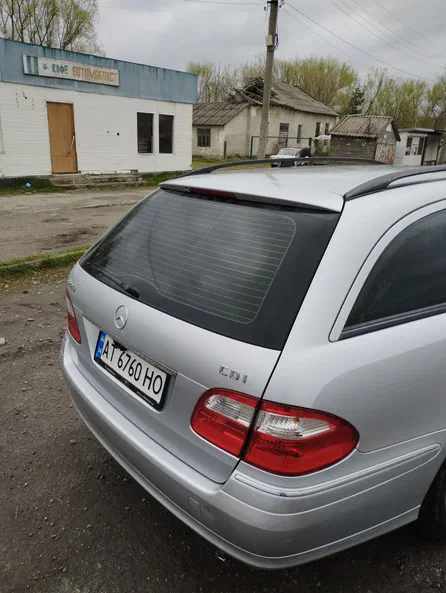 Mercedes-Benz E-Клас 2006 - 9