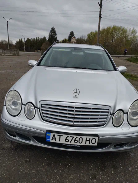 Mercedes-Benz E-Клас 2006 - 17