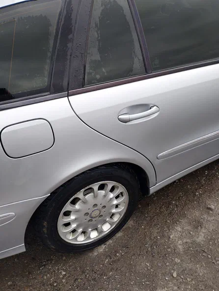 Mercedes-Benz E-Клас 2006 - 14