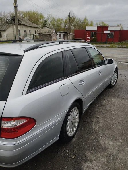 Mercedes-Benz E-Клас 2006 - 12