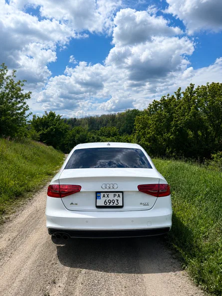 Audi A4 2013 - 4