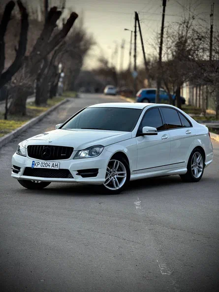 Mercedes-Benz C-Клас 2011 - 3
