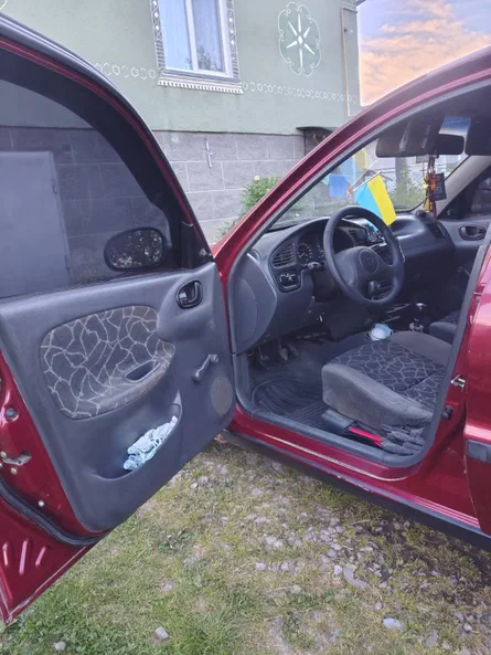 Daewoo Lanos 2002 - 10