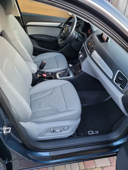 Audi Q3 2016 - 15