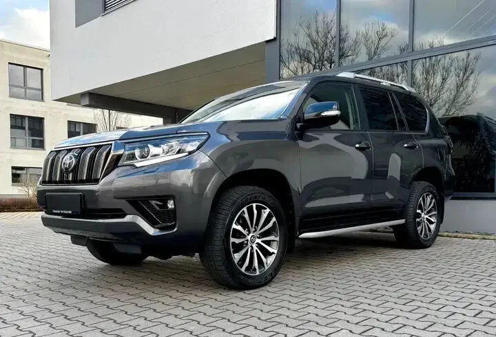 Toyota Land Cruiser Prado 2021 - 12