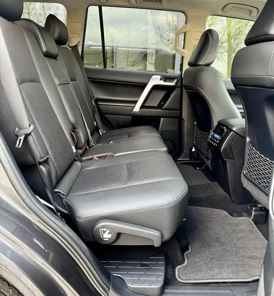 Toyota Land Cruiser Prado 2021 - 21