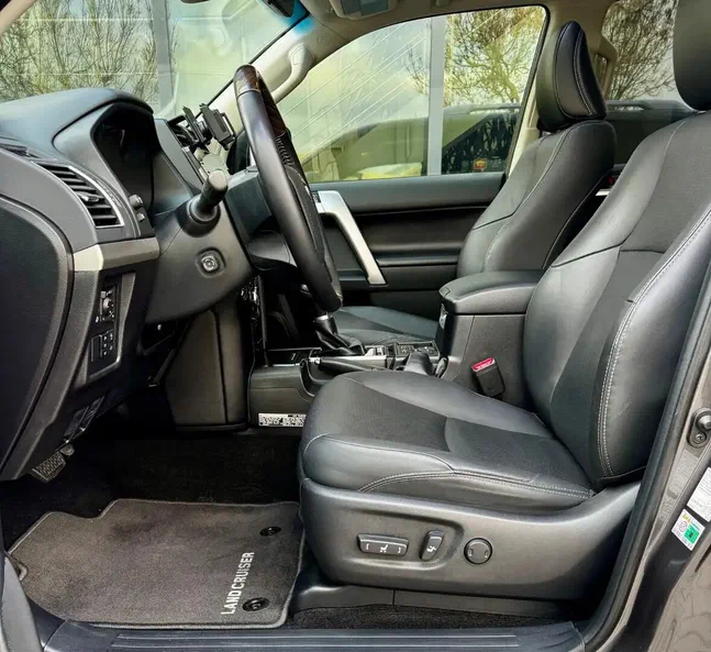 Toyota Land Cruiser Prado 2021 - 7