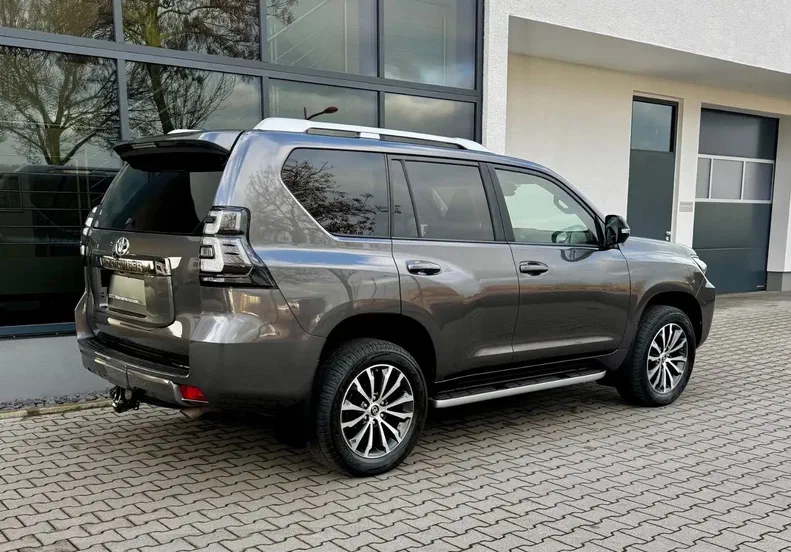 Toyota Land Cruiser Prado 2021 - 6