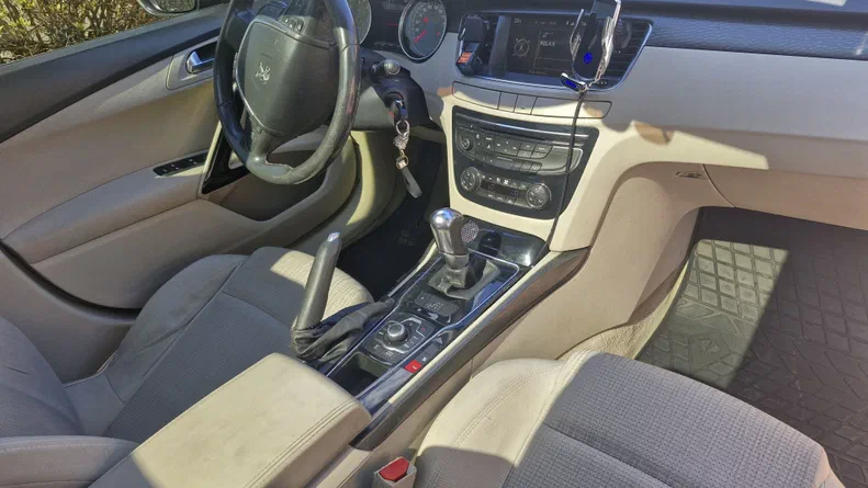Peugeot 508 2013 - 5