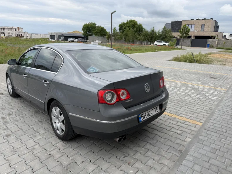 Volkswagen Passat 2008 - 2