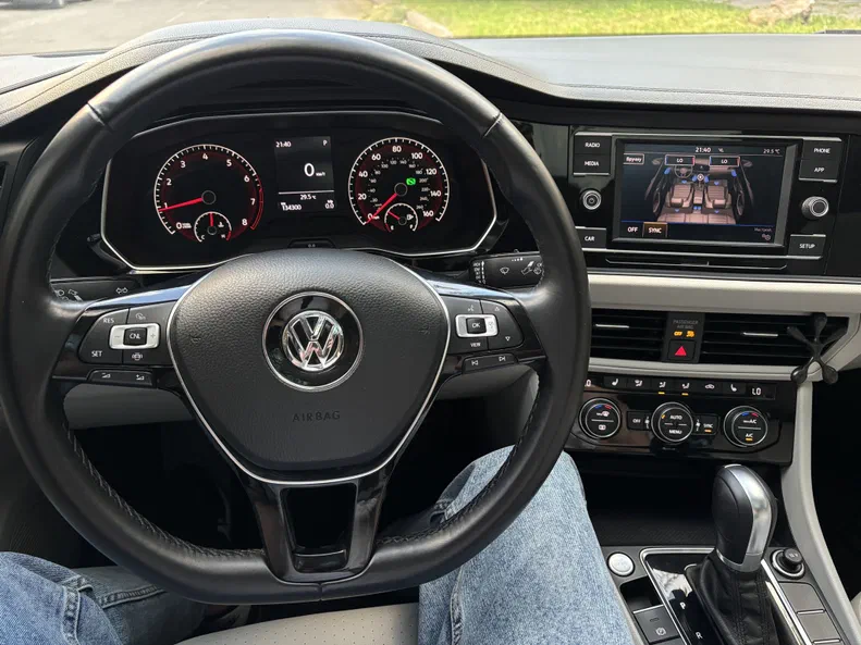 Volkswagen Jetta 2018 - 22