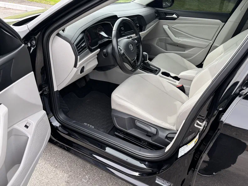 Volkswagen Jetta 2018 - 30