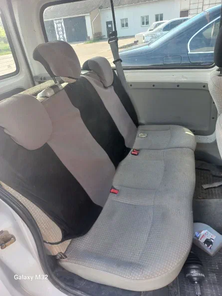 Renault Kangoo 2000 - 5