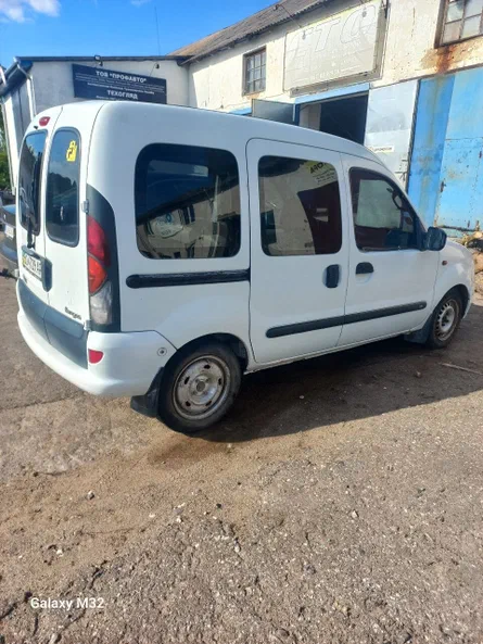 Renault Kangoo 2000 - 3