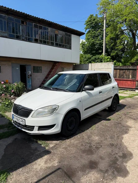 Skoda Fabia 2011 - 0
