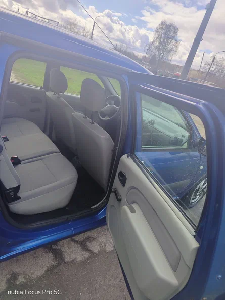 Dacia Logan 2009 - 8
