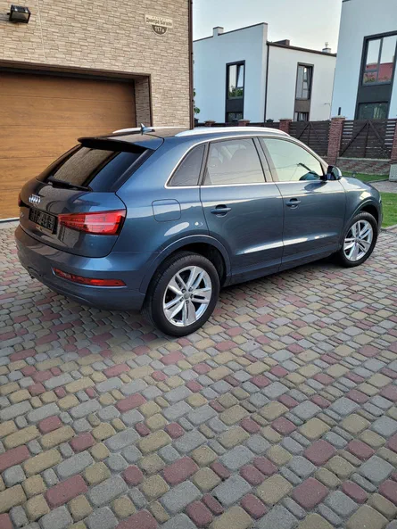 Audi Q3 2016 - 12