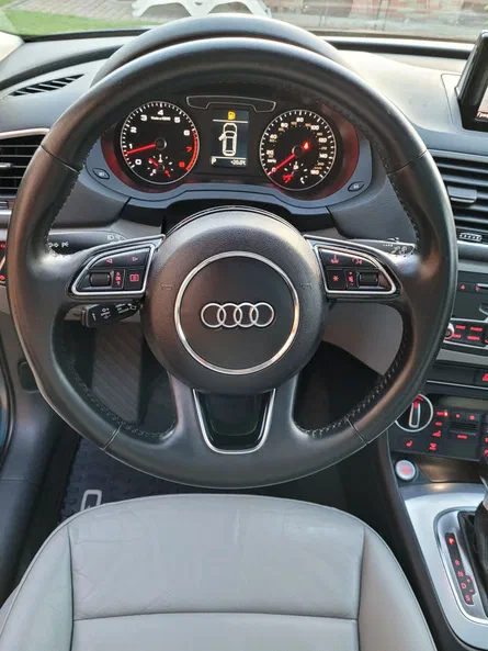 Audi Q3 2016 - 17