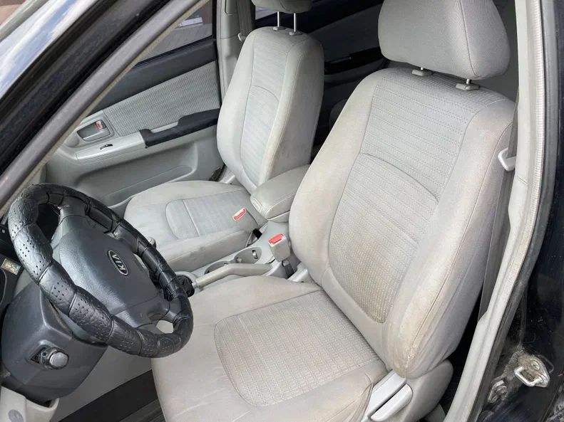 Kia Cerato 2007 - 12