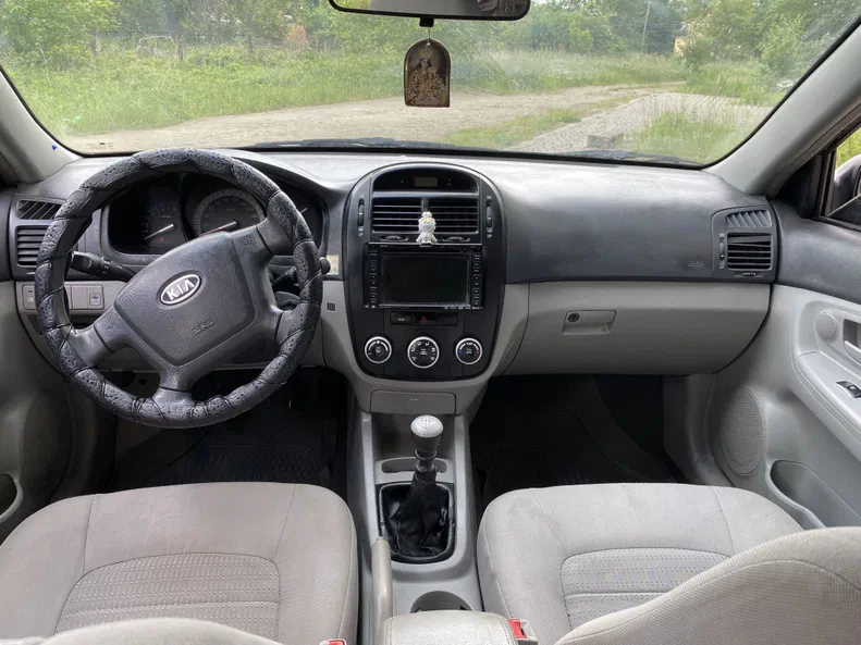 Kia Cerato 2007 - 8