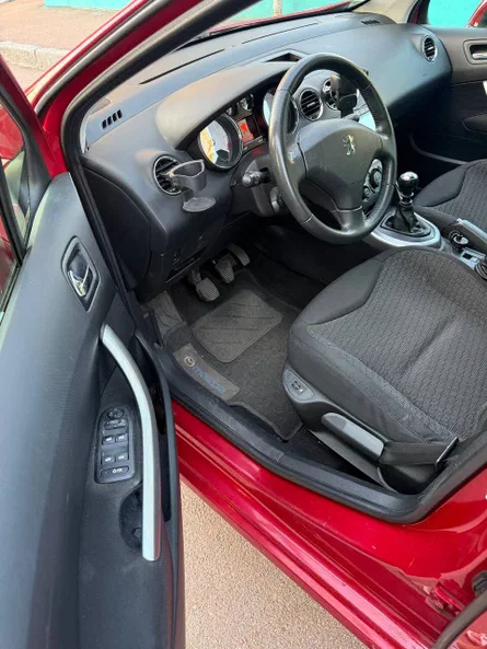 Peugeot 308 2009 - 3